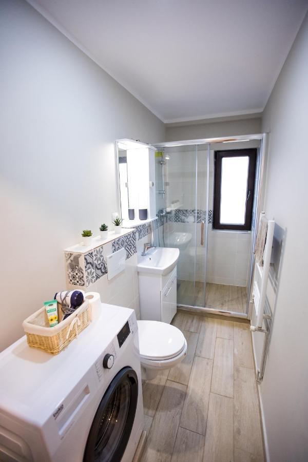 Travel Homzzz Central Apartments - Tusnad เตอร์กู-มูเรช ภายนอก รูปภาพ