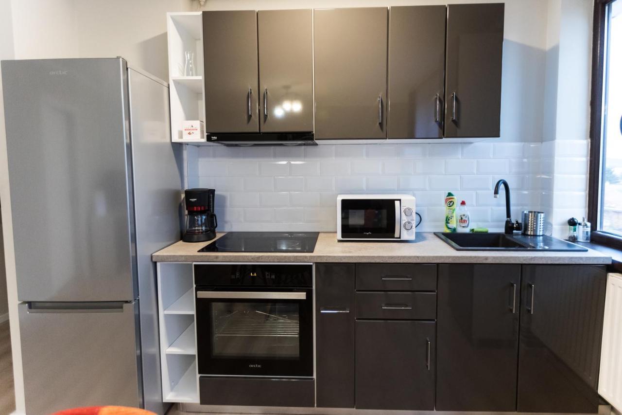Travel Homzzz Central Apartments - Tusnad เตอร์กู-มูเรช ภายนอก รูปภาพ